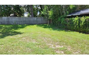 1122 DOGWOOD AVENUE, TAMPA, FL 33613 - MLS#MFRTB8420656