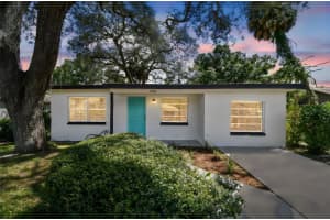 1932 W Saint John St, TAMPA