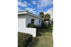6785 FLAMINGO WAY, ST PETERSBURG, FL 33707 - MLS#MFRTB8420661