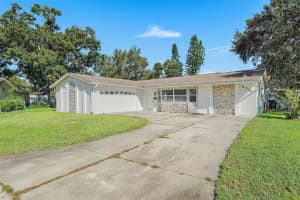 9318 1st St N, ST PETERSBURG