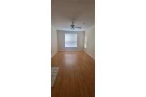 5612 Pinnacle Heights Cir #111, TAMPA