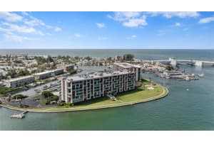 1 Key Capri #611e, TREASURE ISLAND