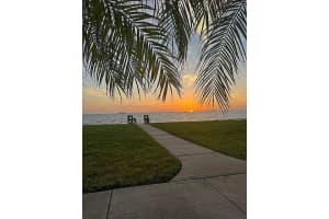 826 BAHIA DEL SOL DRIVE, RUSKIN, FL 33570 - MLS#MFRTB8420836