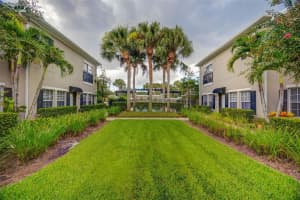 10072 OLD HAVEN WAY, TAMPA, FL 33624 - MLS#MFRTB8420870