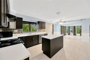 703 SLIGH AVENUE, TAMPA, FL 33604 - MLS#MFRTB8420878