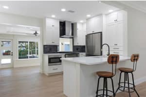777 38TH AVENUE, ST PETERSBURG, FL 33704 - MLS#MFRTB8420929