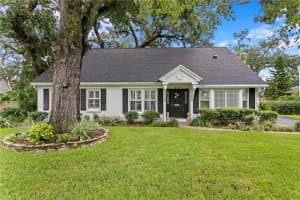 1206 S Suffolk Dr, TAMPA