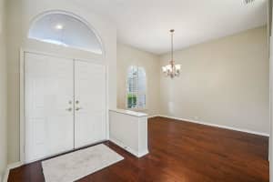 9101 HIGHLAND RIDGE WAY, TAMPA, FL 33647 - MLS#MFRTB8420970