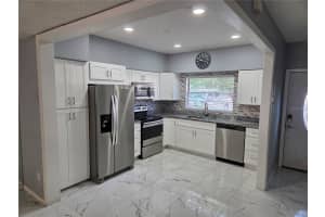 11703 WESSON CIRCLE, TAMPA, FL 33618 - MLS#MFRTB8421065