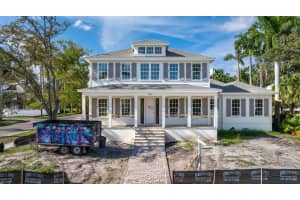 705 17th Ave Ne, ST PETERSBURG