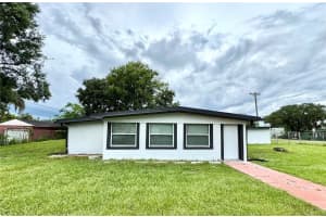 738 Strain Blvd, LAKELAND