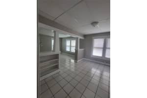 1042 8TH AVENUE, ST PETERSBURG, FL 33705 - MLS#MFRTB8421122