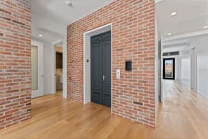 465 CENTRAL AVENUE, ST PETERSBURG, FL 33701 - MLS#MFRTB8421123