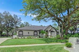 8804 CROSSWOOD COURT, RIVERVIEW, FL 33578 - MLS#MFRTB8421276