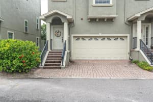 10110 BAYOU GRANDE AVENUE, SEMINOLE, FL 33772 - MLS#MFRTB8421365
