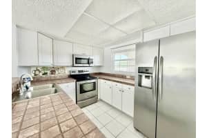 19029 US HIGHWAY 19 N #8-31, CLEARWATER, FL 33764 - MLS#MFRTB8421398