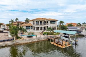7974 9th Ave S, ST PETERSBURG
