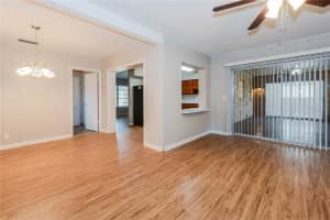 2517 CHAPEL WAY, TAMPA, FL 33618 - MLS#MFRTB8421408