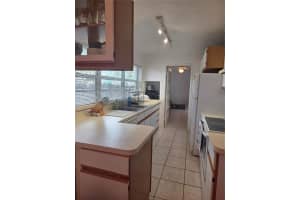 301 29TH AVENUE, ST PETERSBURG, FL 33704 - MLS#MFRTB8421424