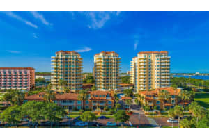 555 5th Ave Ne #414, ST PETERSBURG