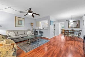 2525 BAY DRIVE, BELLEAIR BLUFFS, FL 33770 - MLS#MFRTB8421440