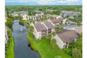 8602 CHAMPLAIN COURT, TAMPA, FL 33614 - MLS#MFRTB8421509