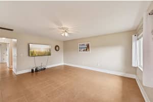 301 ANDOVER PLACE, SUN CITY CENTER, FL 33573 - MLS#MFRTB8421531