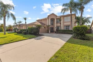 27045 SEA BREEZE WAY, WESLEY CHAPEL, FL 33544 - MLS#MFRTB8421543