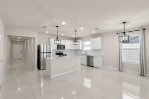 9256 ROYAL RIVER CIRCLE, PARRISH, FL 34219 - MLS#MFRTB8421575
