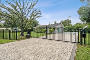 1301 Alicia Ave, TAMPA