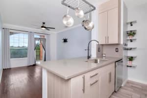 5000 CULBREATH KEY WAY, TAMPA, FL 33611 - MLS#MFRTB8421698