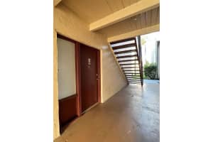 8602 CHAMPLAIN COURT, TAMPA, FL 33614 - MLS#MFRTB8421707