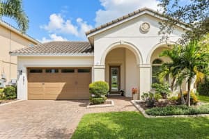 9871 WINNINGTON STREET, ORLANDO, FL 32832 - MLS#MFRTB8421751