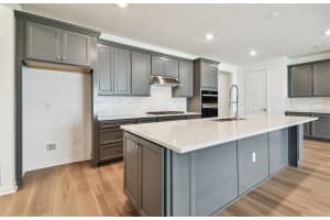 9745 AUTUMN RIDGE AVENUE, RIVERVIEW, FL 33578 - MLS#MFRTB8421777