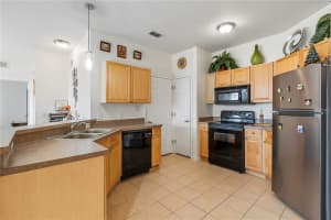 612 TERRACE RIDGE CIRCLE, DAVENPORT, FL 33896 - MLS#MFRTB8421847