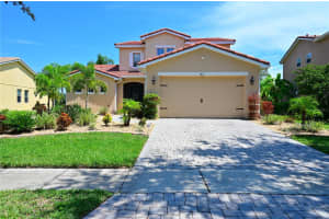 3813 GOLDEN KNOT DRIVE, KISSIMMEE, FL 34746 - MLS#MFRTB8421909