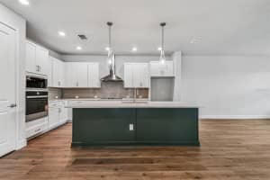 10653 CRESCENT CREEK CROSSING, PARRISH, FL 34219 - MLS#MFRTB8421919
