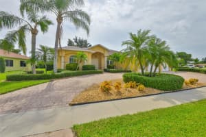 3723 GAVIOTA DRIVE, SUN CITY CENTER, FL 33573 - MLS#MFRTB8421923