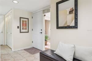 4205 HARTWOOD LANE, TAMPA, FL 33618 - MLS#MFRTB8422002
