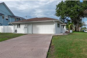 8504 42ND AVENUE, ST PETERSBURG, FL 33709 - MLS#MFRTB8422063