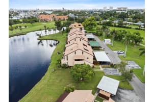 1322 PELICAN CREEK CROSSING, ST PETERSBURG, FL 33707 - MLS#MFRTB8422066