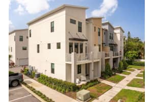 2565 12th Pl N, ST PETERSBURG