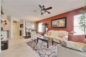 402 SENECA FALLS DRIVE, APOLLO BEACH, FL 33572 - MLS#MFRTB8422120
