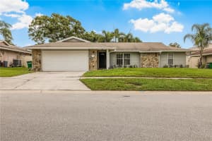 5 Valencia Cir, SAFETY HARBOR