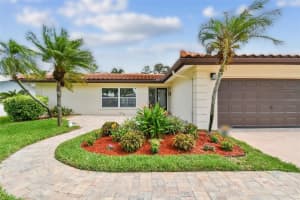 14523 Neptune Rd, SEMINOLE