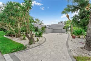 1761 OCEANVIEW DRIVE, ST PETERSBURG, FL 33715 - MLS#MFRTB8422194