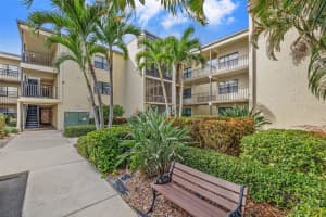 14130 Rosemary Ln #1207, LARGO