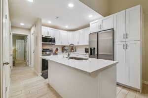 4033 DREAM OAK PLACE, TAMPA, FL 33613 - MLS#MFRTB8422248