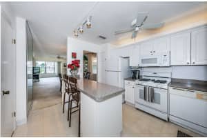 9950 62ND TERRACE, ST PETERSBURG, FL 33708 - MLS#MFRTB8422257