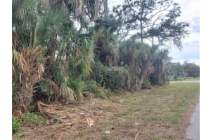 18090 BREDETTE AVENUE, PORT CHARLOTTE, FL 33954 - MLS#MFRTB8422286